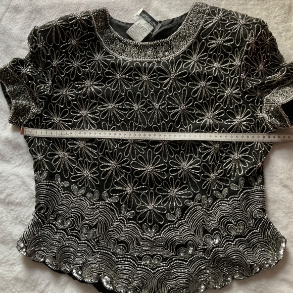 Short sleeved beaded Papell Boutique evening top - Picture 7 of 13